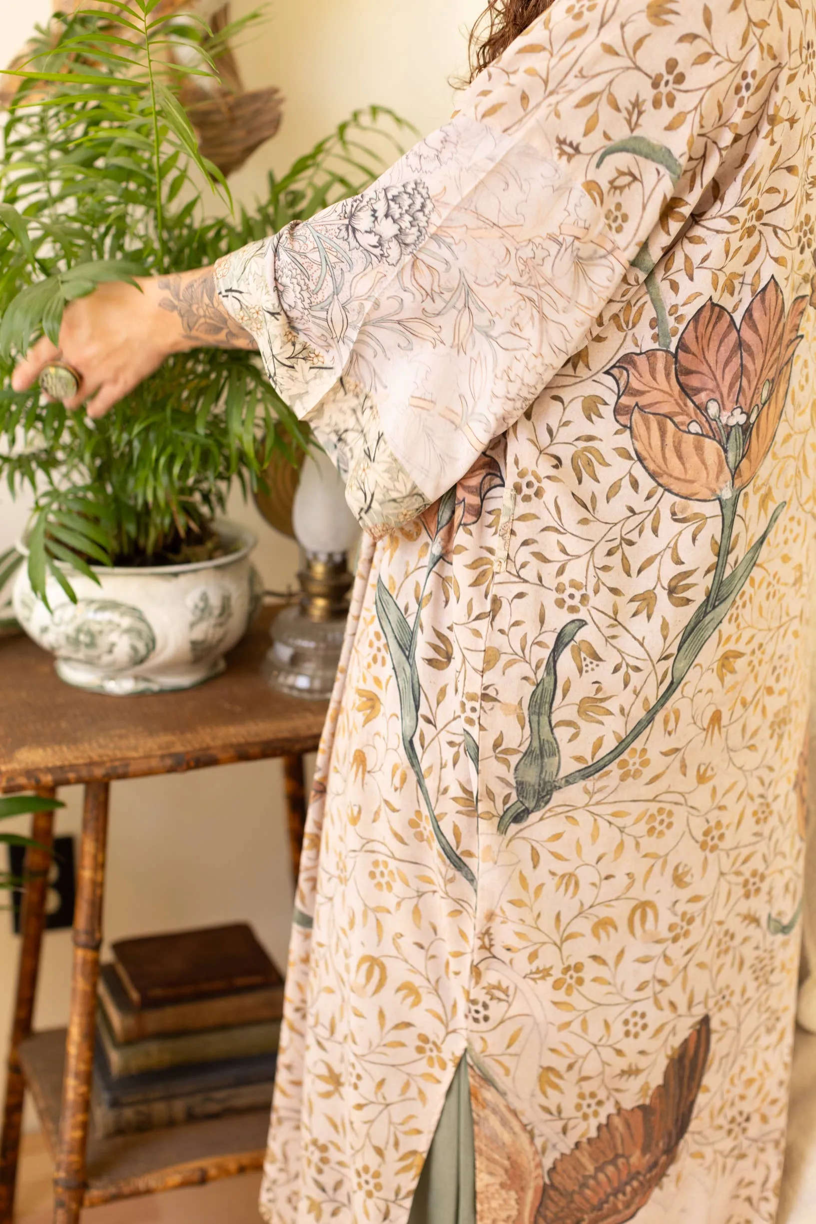 FolkloreBamboo Floral Bird Kimono Duster Robe