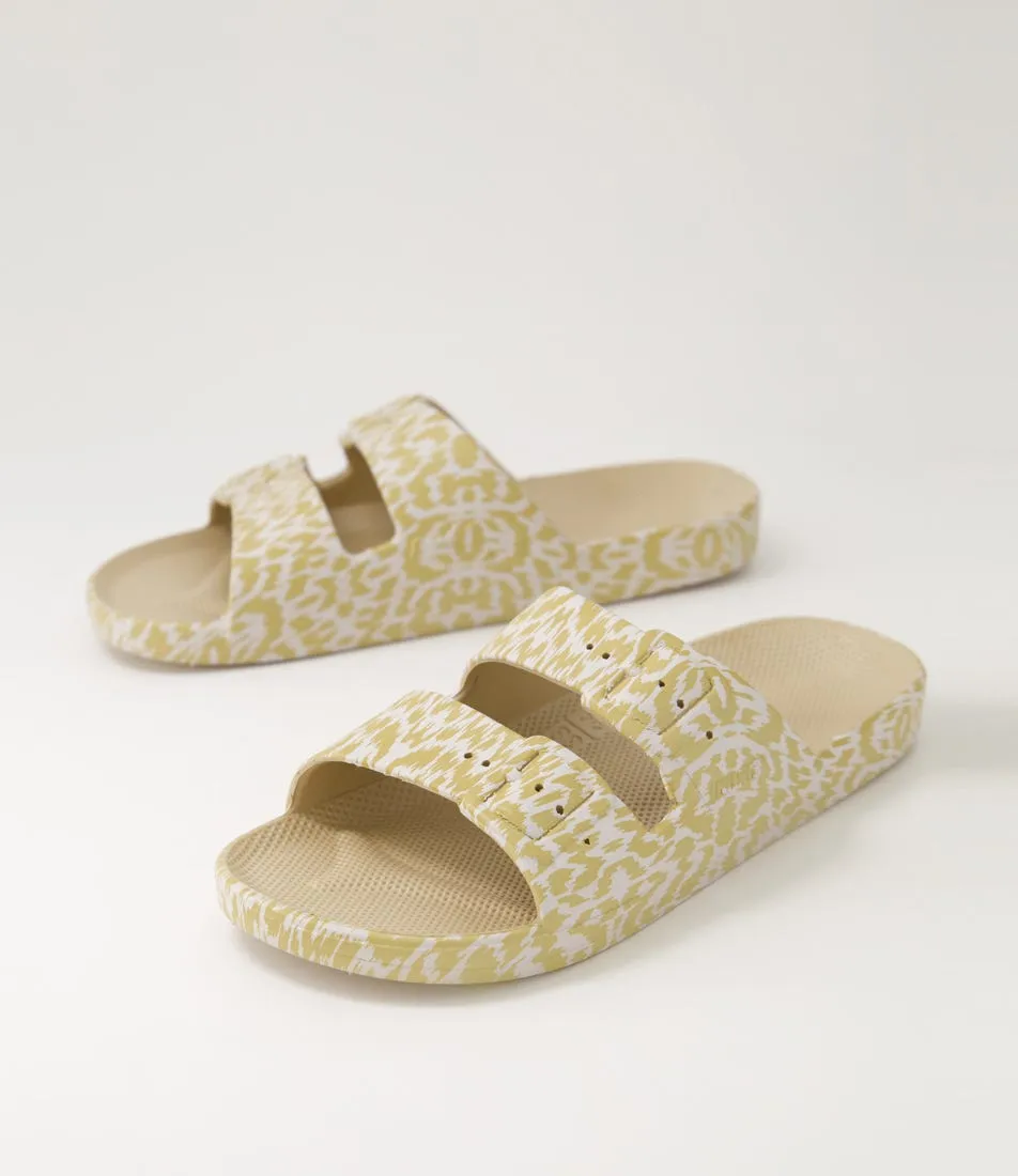 FREEDOM MOSES Slides W Ikat Sands Slides