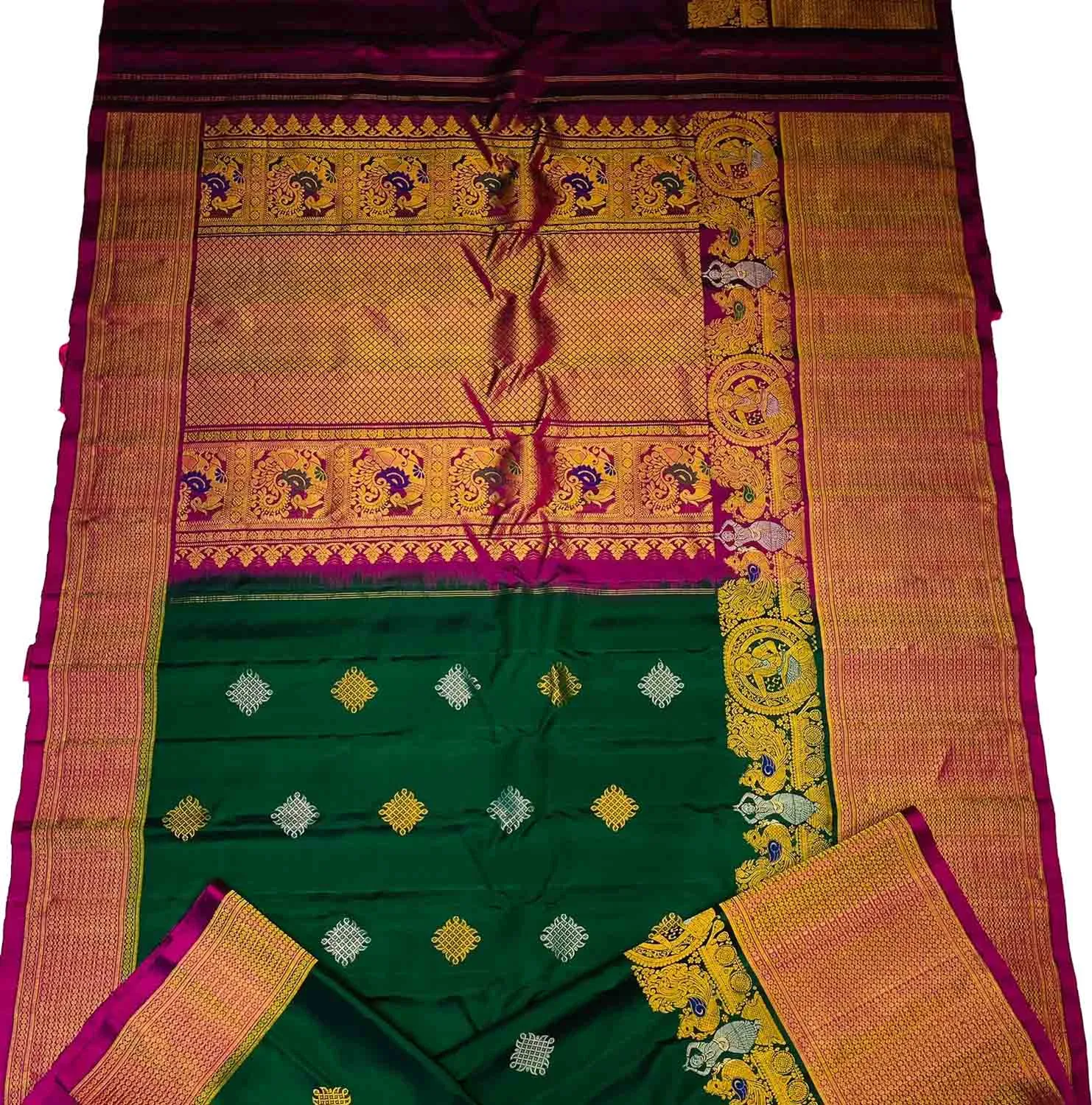 Green Gadwal Handloom Pure Silk Saree