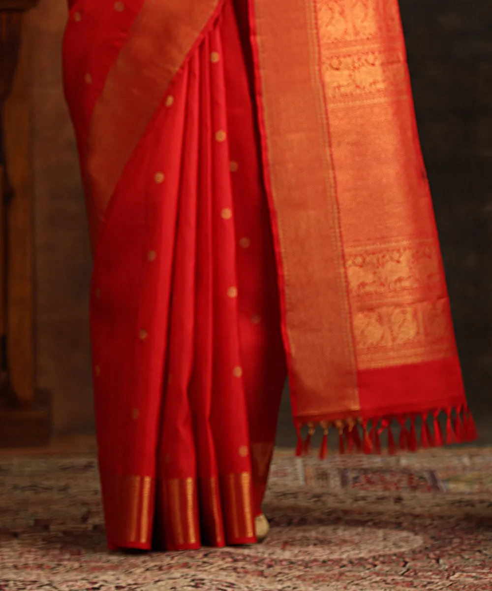 Handloom Red Pure Silk Bridal Kanjivaram Saree With Pure Zari