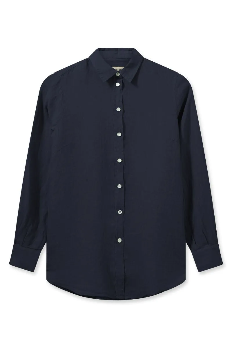 Karli Linen Shirt | Salute Navy | Skjorte fra Mos Mosh