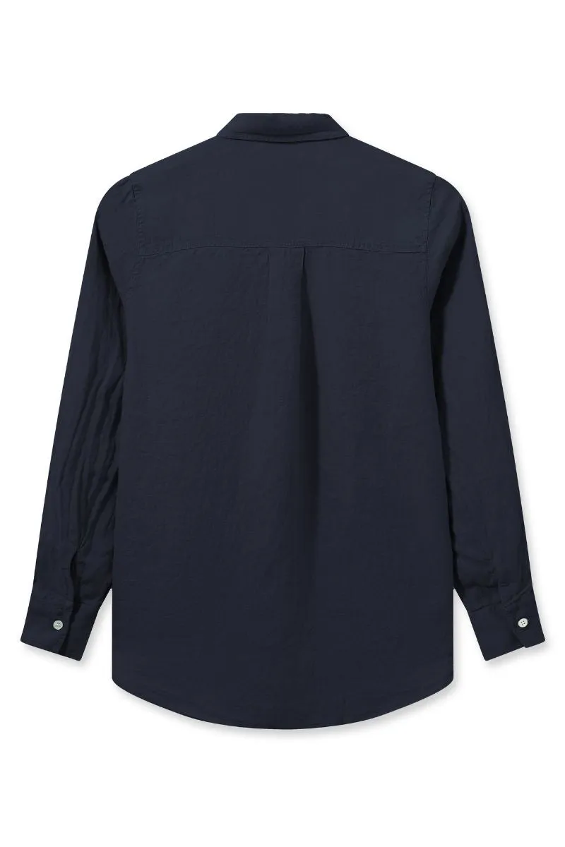 Karli Linen Shirt | Salute Navy | Skjorte fra Mos Mosh