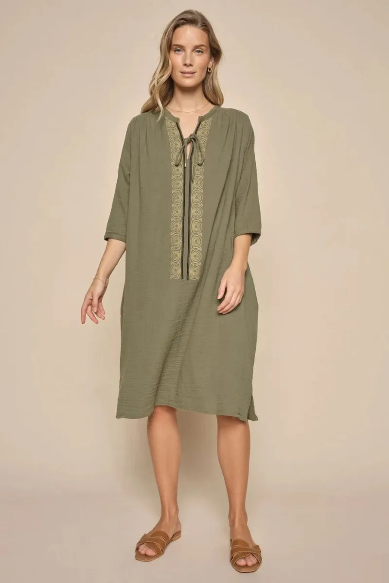 Lora Barca Crepe Dress | Dusty Olive | Kjole fra Mos mosh