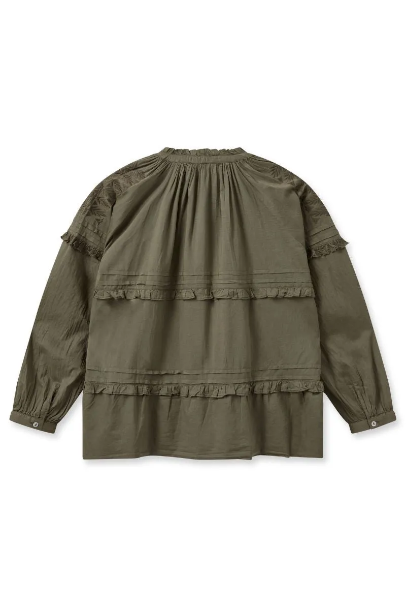 Lou Voile Embroidery Blouse | Dusty Olive | Bluse fra Mos mosh