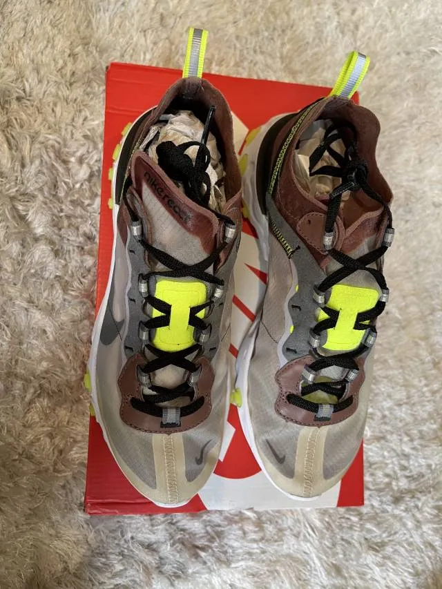 Nike react element 87 - desert sand