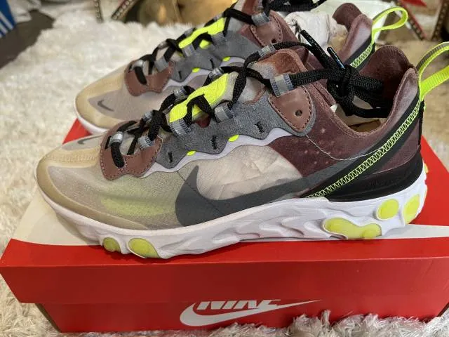 Nike react element 87 - desert sand