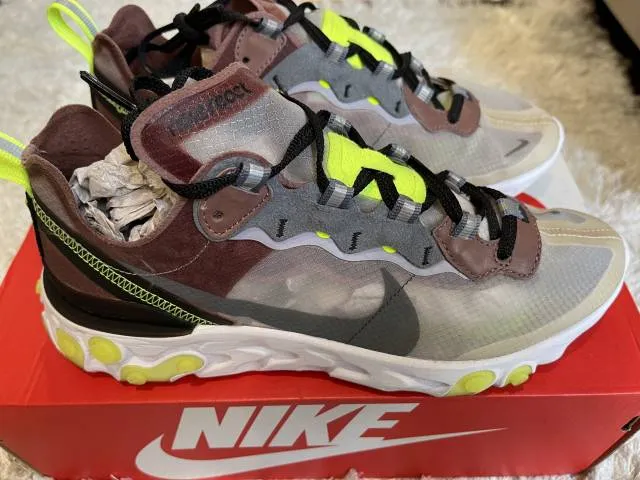 Nike react element 87 - desert sand