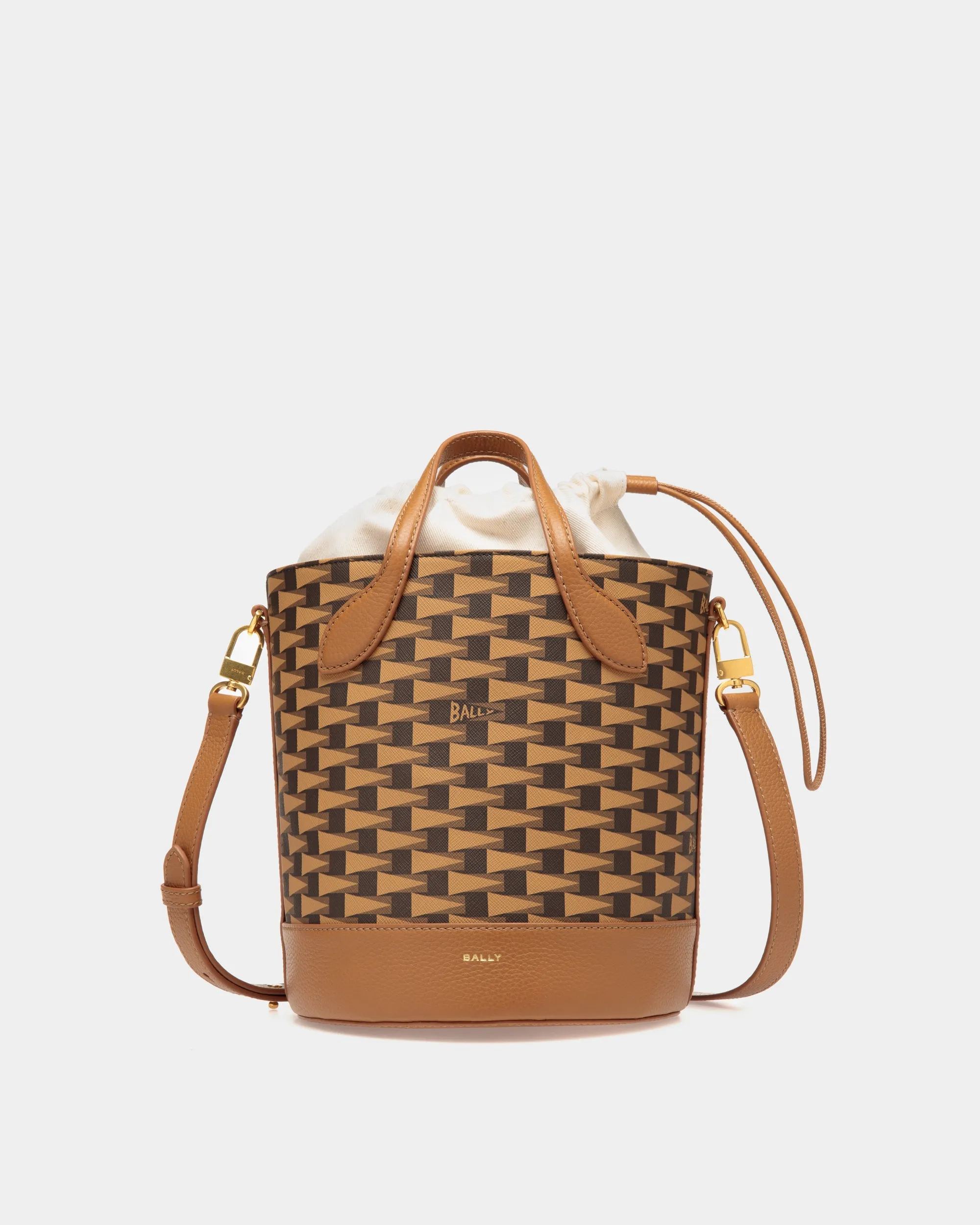 Pennant Bucket Bag In Desert TPU