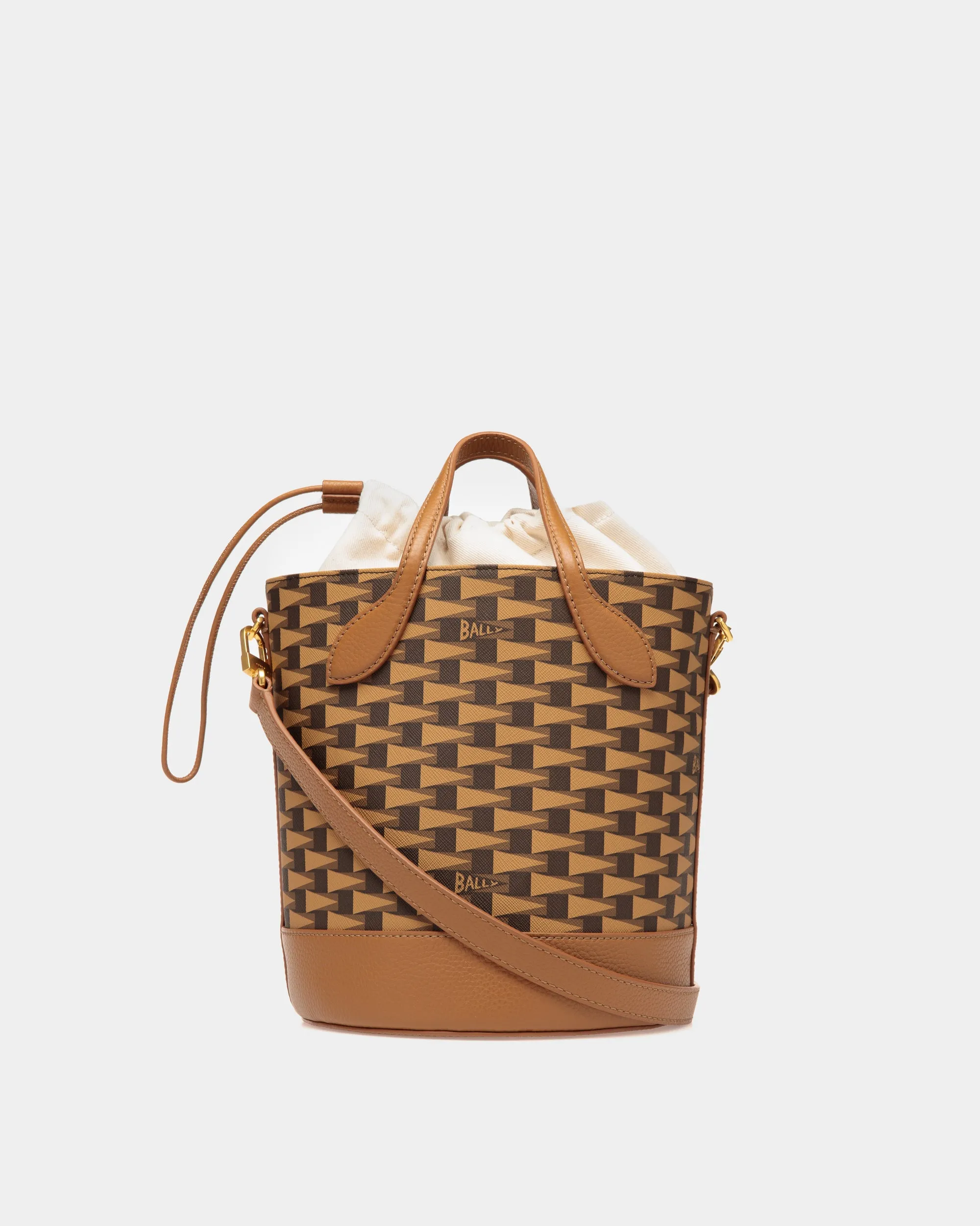 Pennant Bucket Bag In Desert TPU