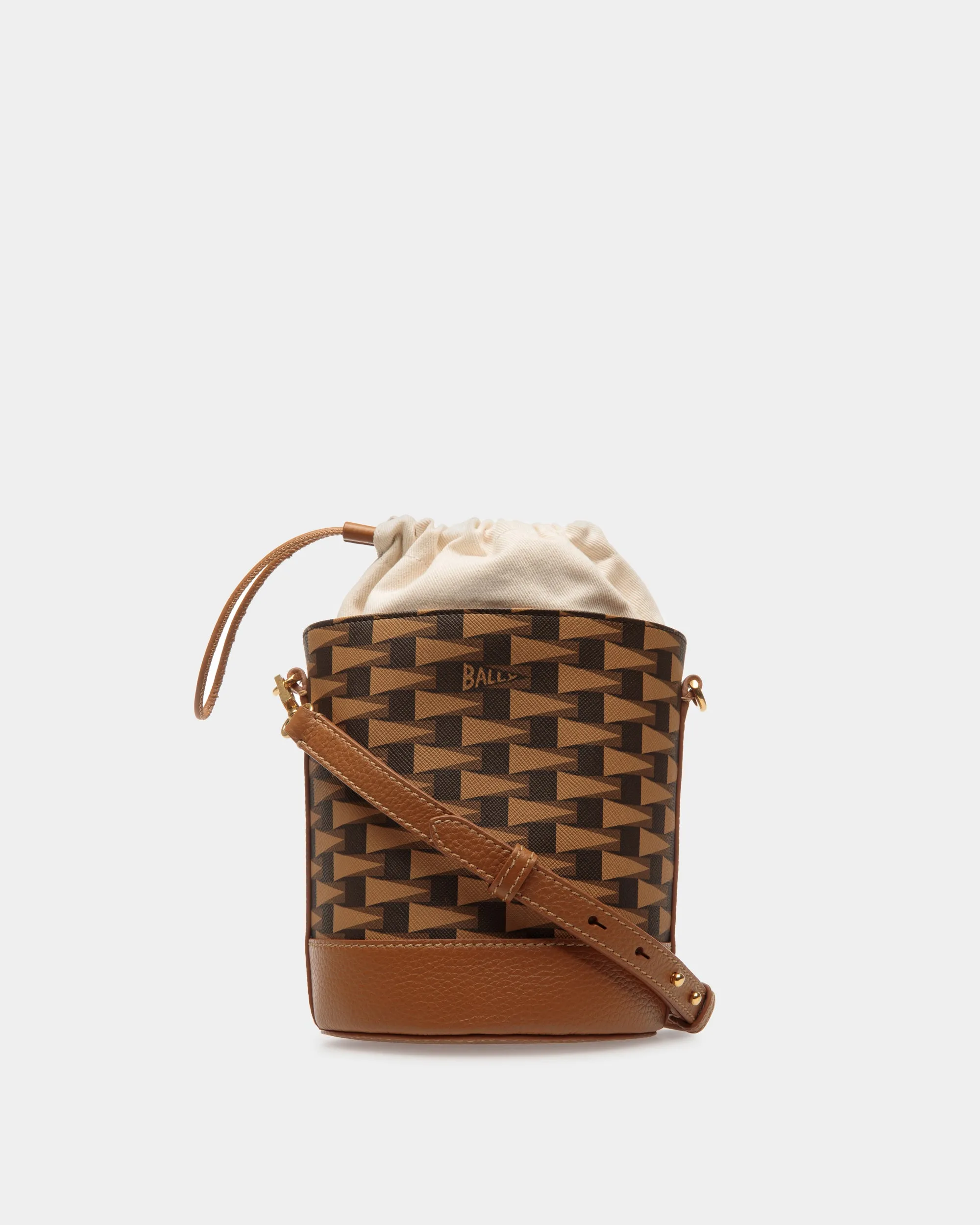 Pennant Bucket Bag In Desert TPU