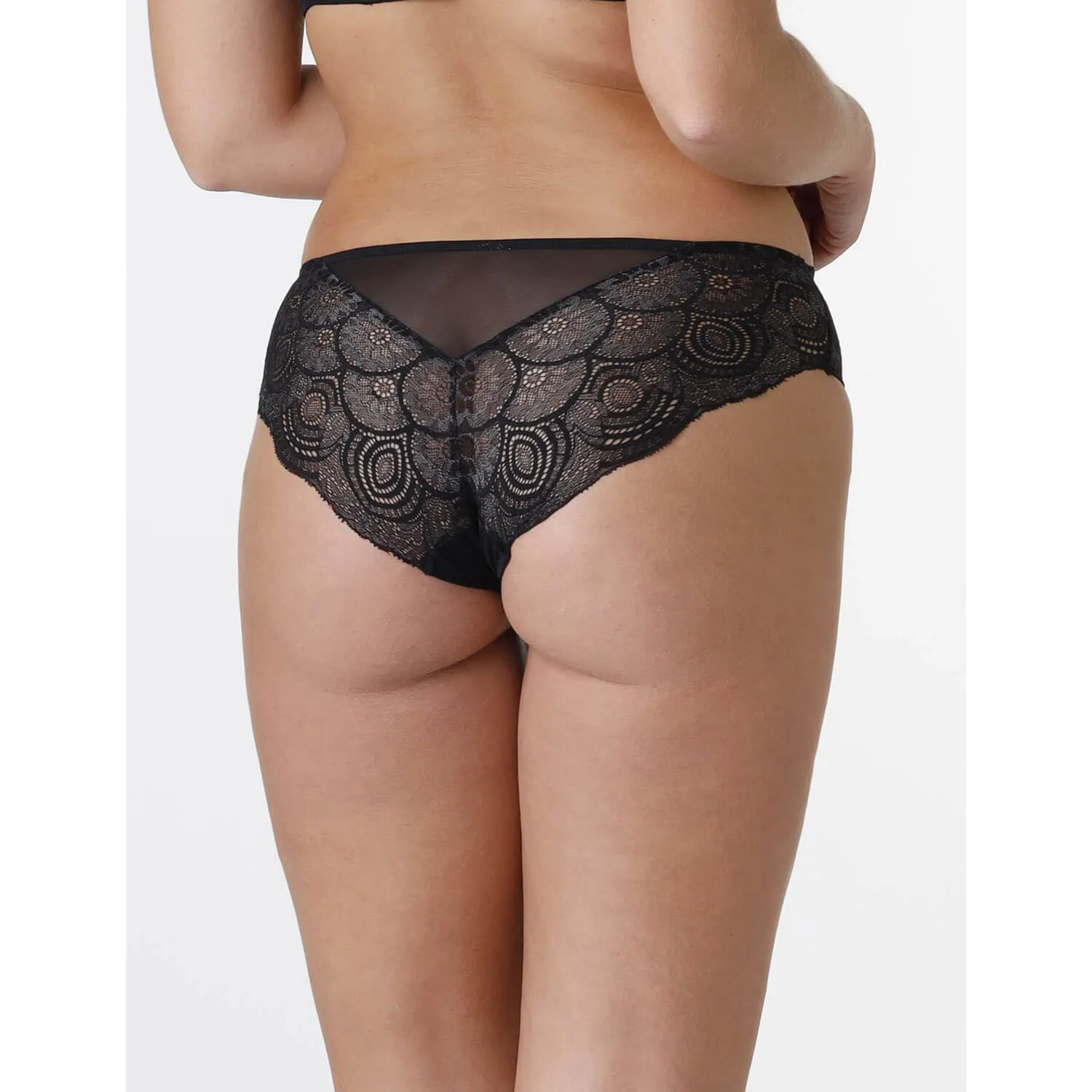 Refined Glamour Lace Shorty - Black