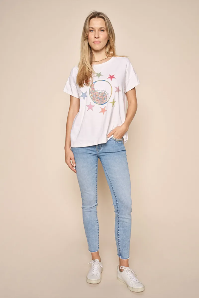 Rue O-Ss Embroidery Tee | Birch | T-shirt fra Mos Mosh