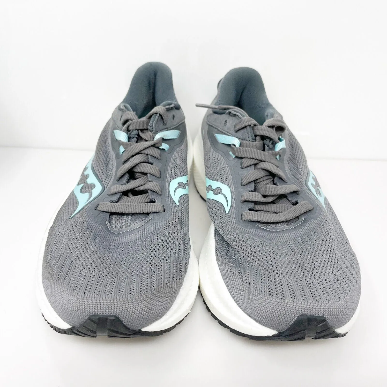 Saucony Womens Triumph 21 S10881-11 Gray Running Shoes Sneakers Size 6