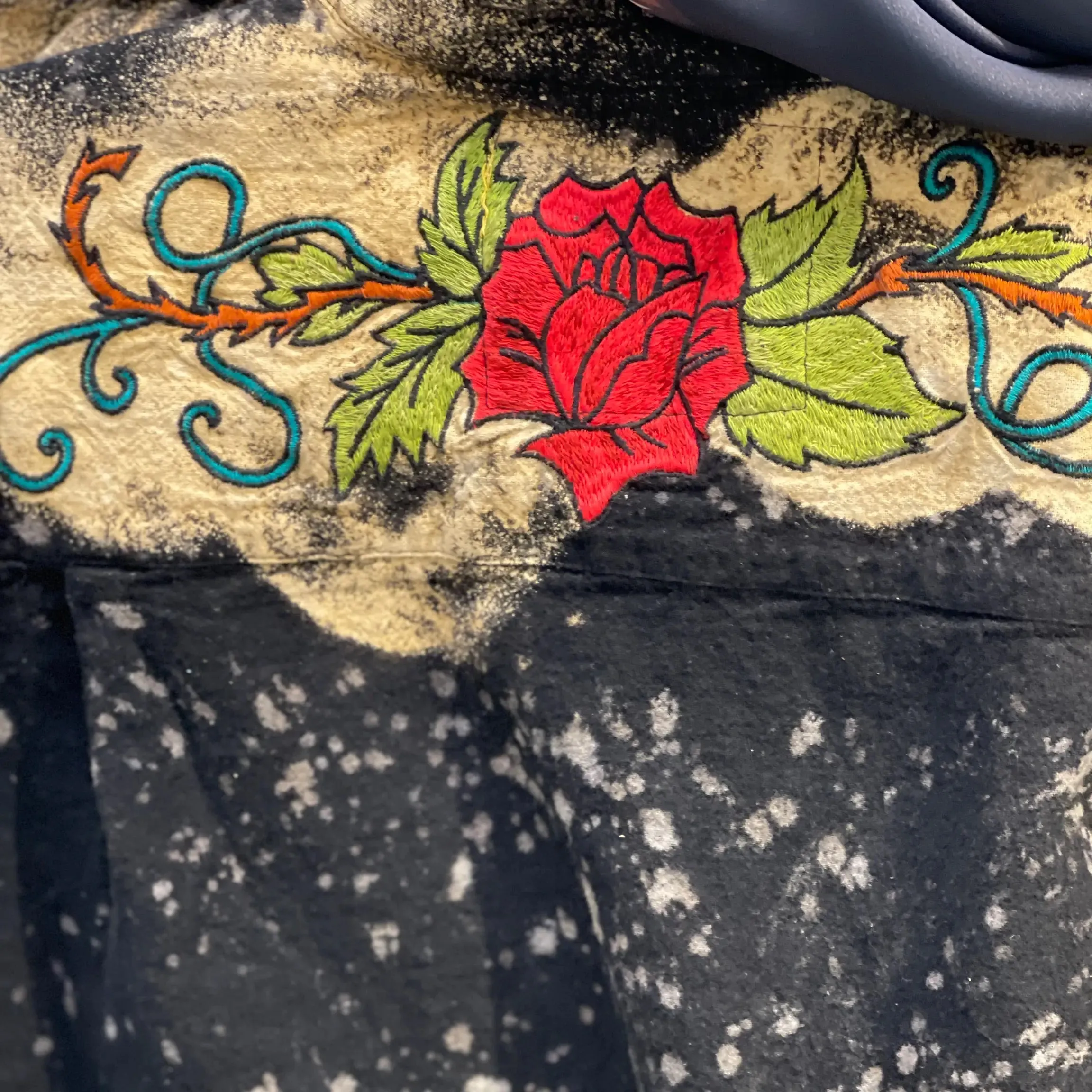 Smell the Roses Distressed Flannel